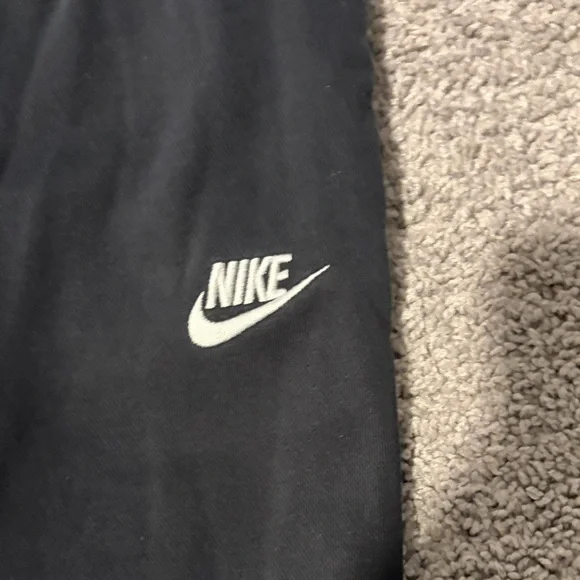 Nike Womens Black Joggers Size XS - Picture 2 of 4
